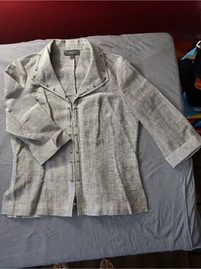 Classiques Entier Gray Textured Lightweight Hook-Front Blazer